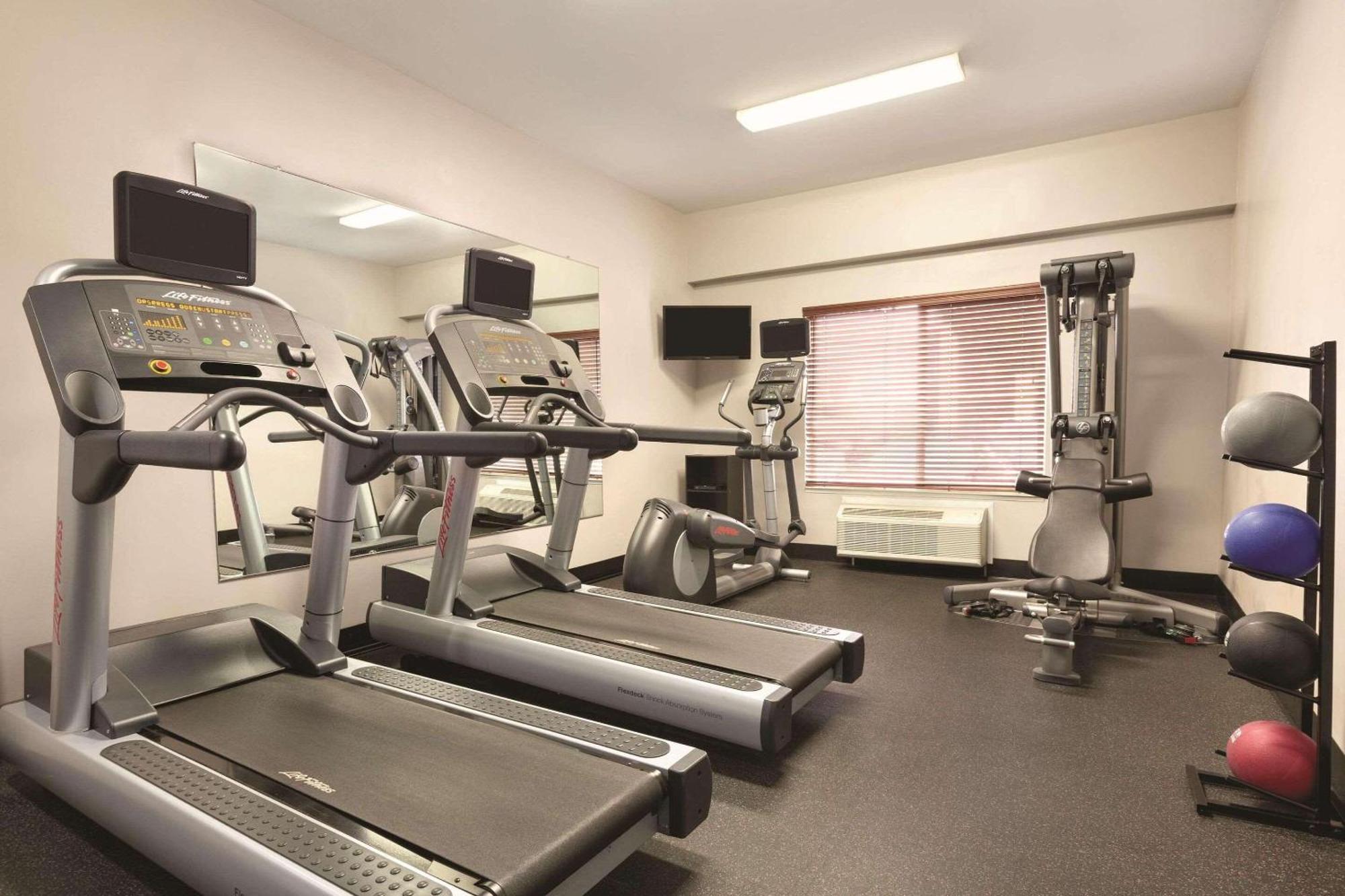 Country Inn & Suites By Radisson, Fresno North, Ca Екстериор снимка
